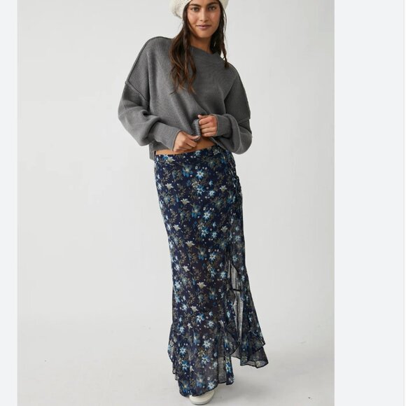 Free People Femme Edge Maxi Skirt Indigo Blue Floral Size 6 - Picture 1 of 10